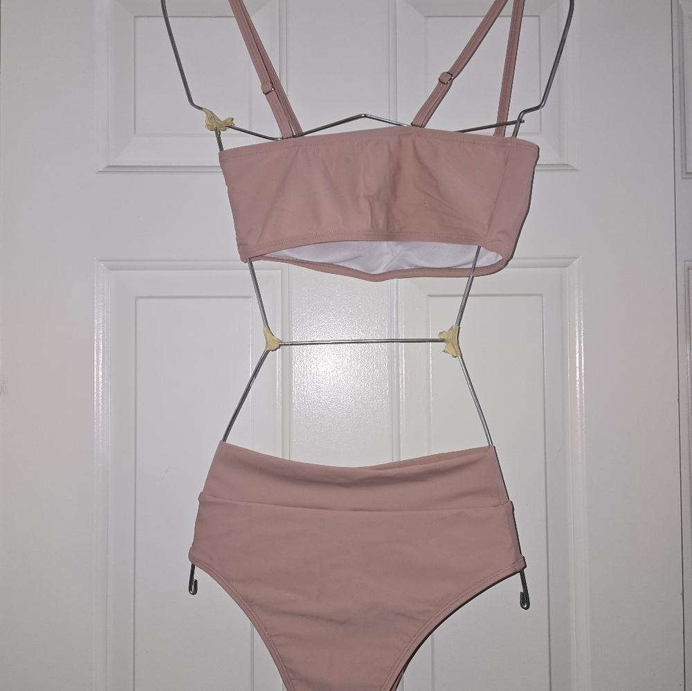 Pink queen bikini set - Picture 2 of 6